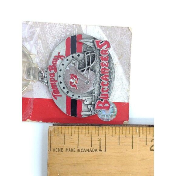 Tampa Bay Buccaneers NFL Metal Key Chain Officially Licensed 1997 Stamped Back - Picture 7 of 13